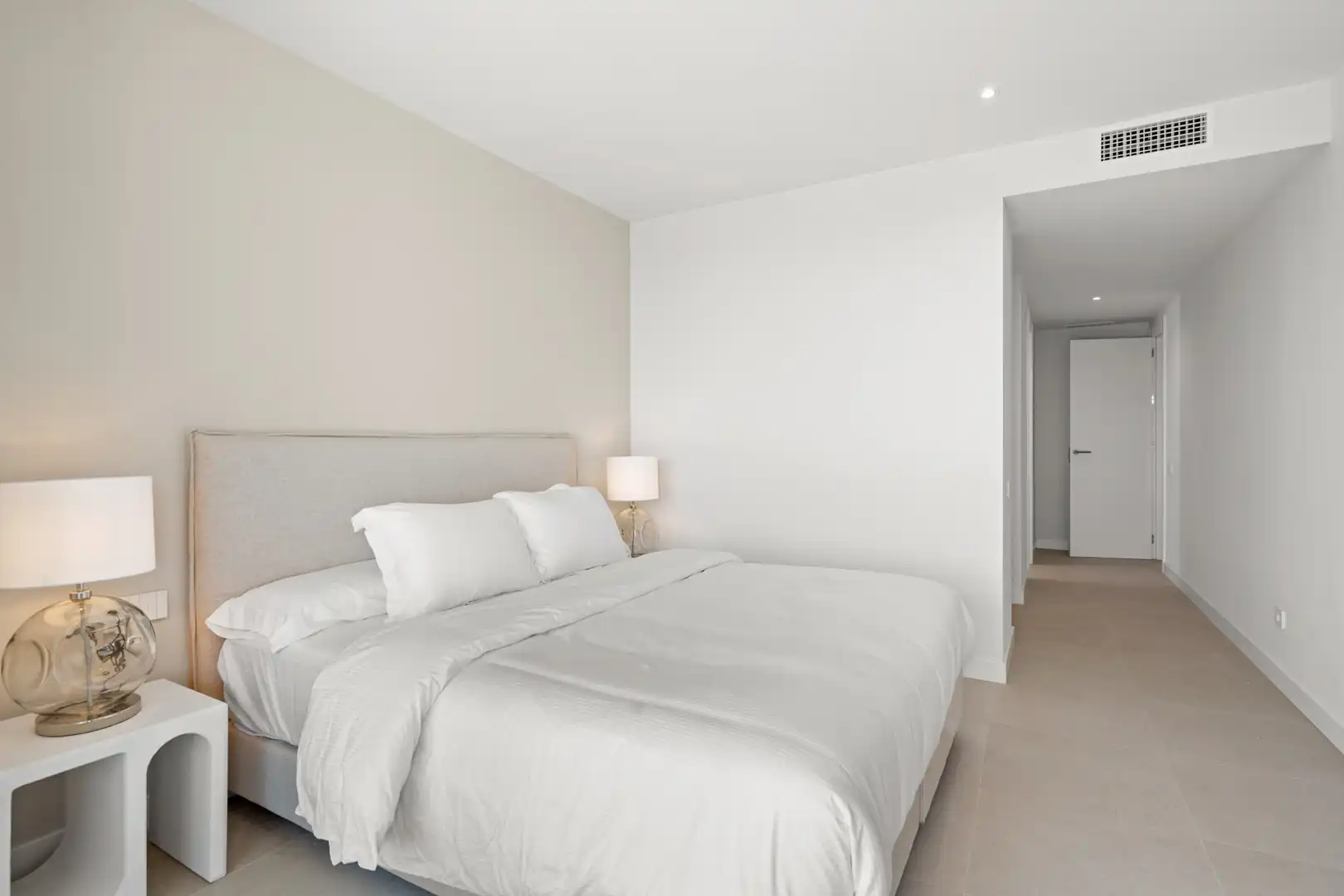 Apartamento con terraza en venta en Selwo, imagen 17