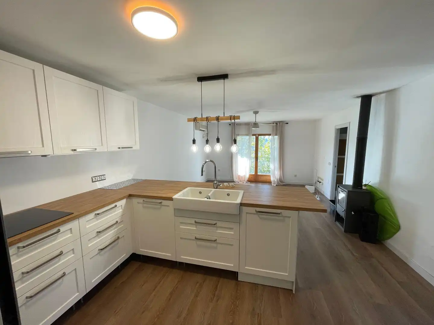 Cocina de Casa o chalet en venta en Orusco de Tajuña con Aire acondicionado, Calefacción y Jardín privado
