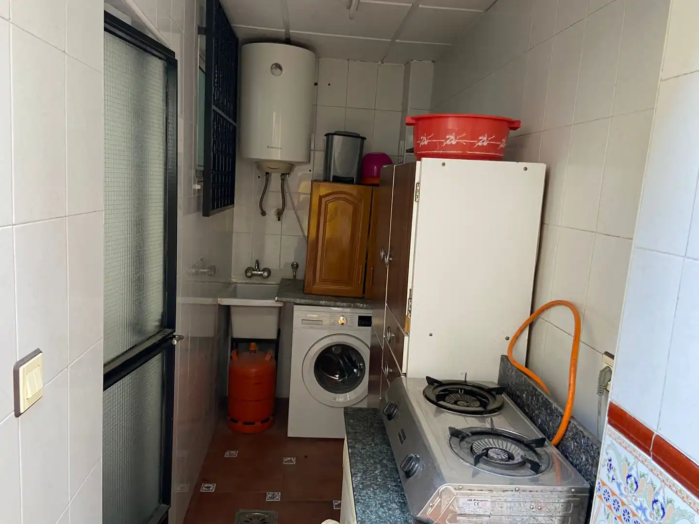 Küche von Einfamilien-Reihenhaus zum Verkauf in Alcantarilla mit Klimaanlage, Terrasse und Möbliert