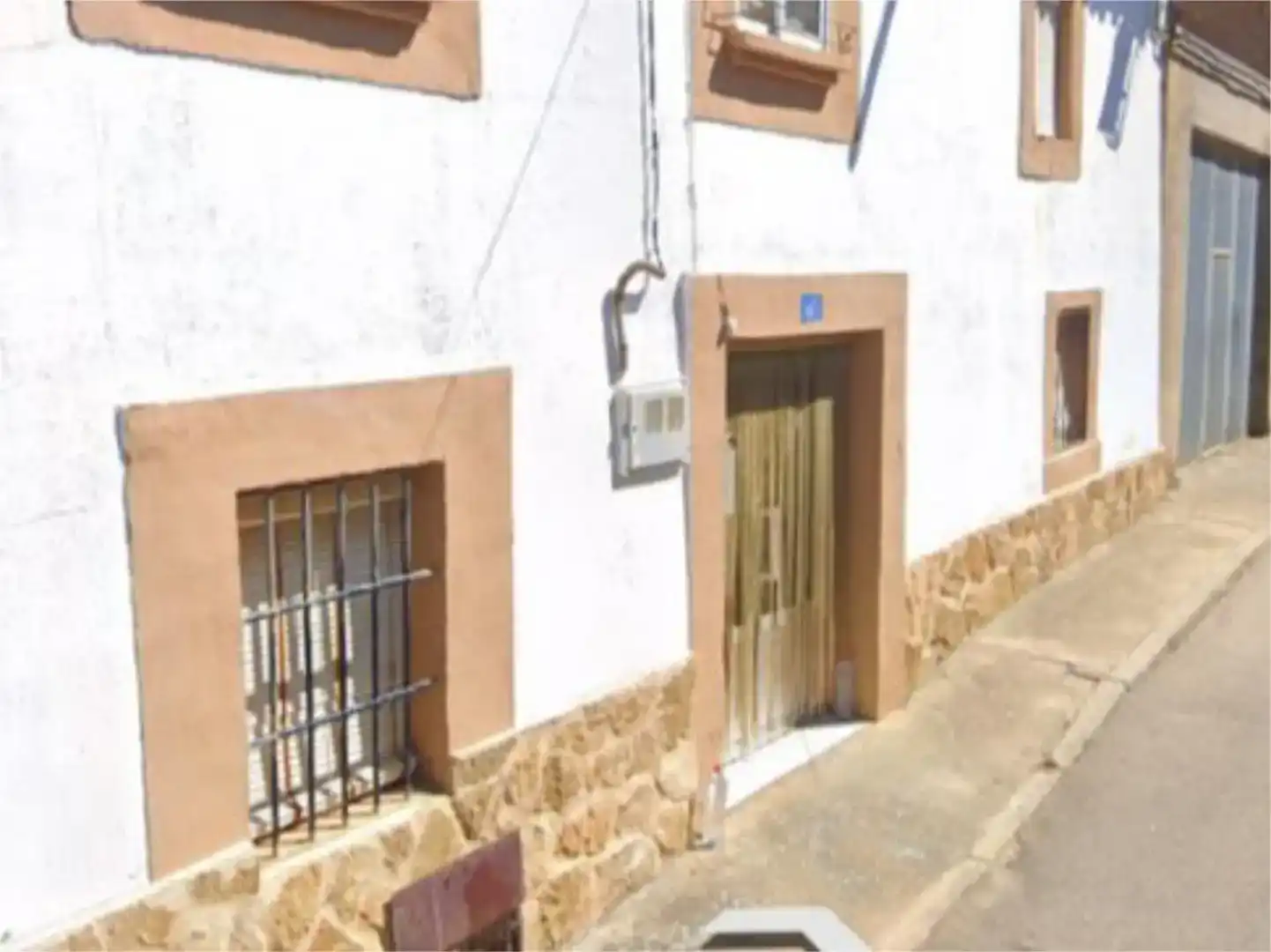 Vista exterior de Piso en venta en Roales de Campos con Jardín privado, Amueblado y Balcón