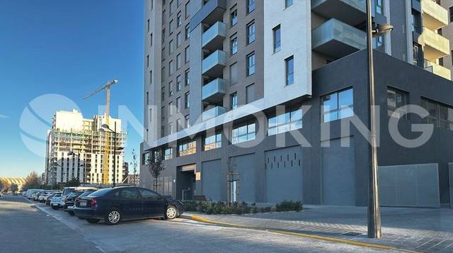 Local comercial en Alquiler en Ángel Villena, 24 en Ciutat de les Ciències i de les Arts - Justicia