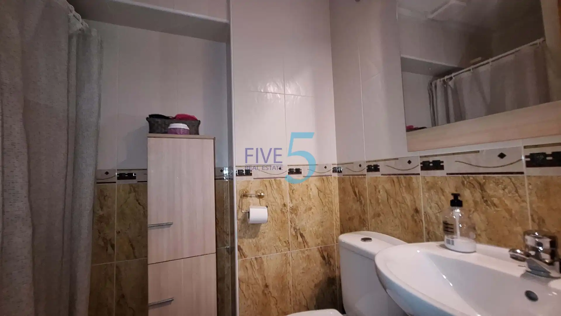 Baño de Piso en venta en Orihuela con Terraza y Balcón