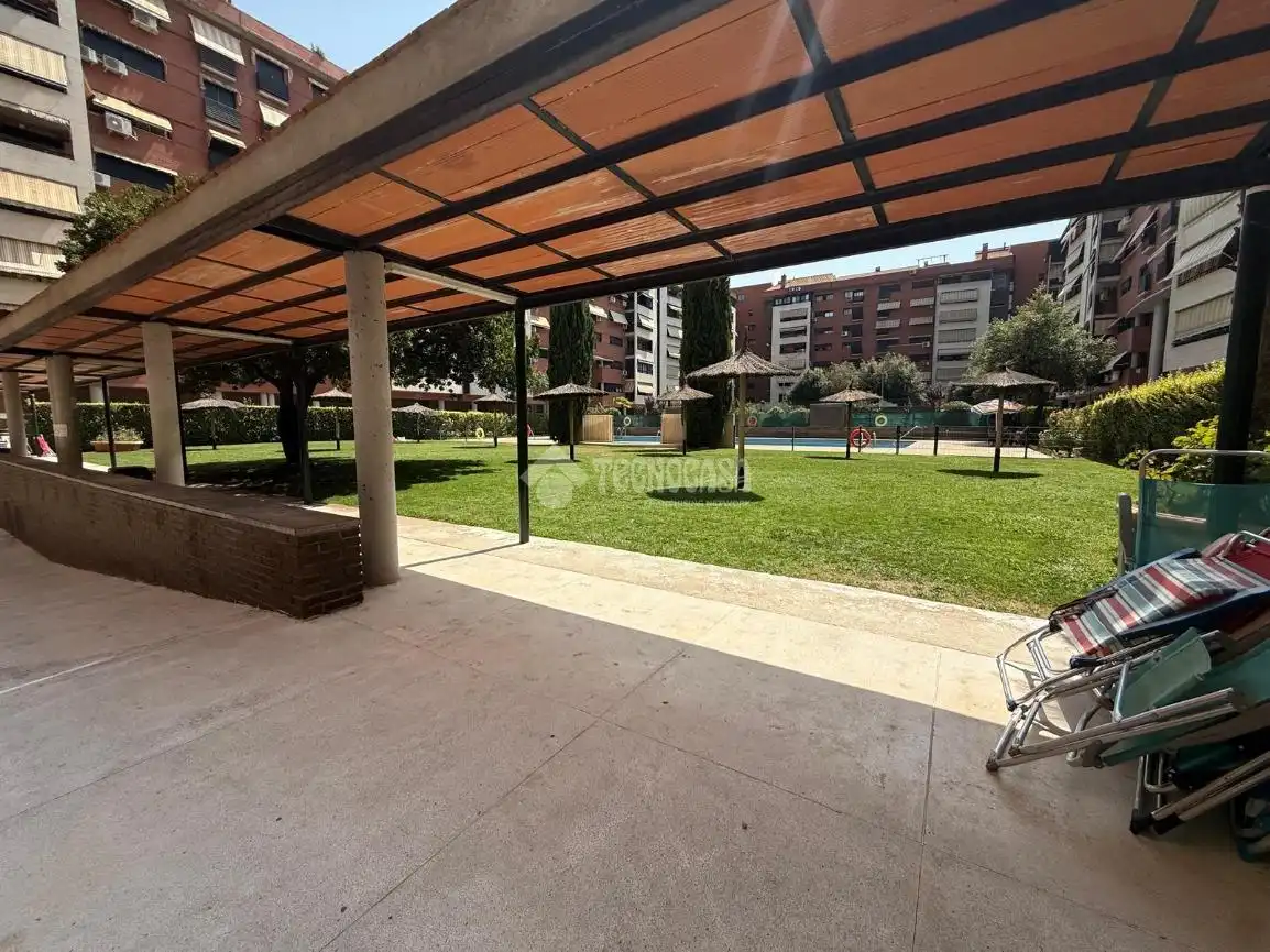 Terraza de Piso en venta en Alcorcón con Aire acondicionado, Terraza y Piscina comunitaria