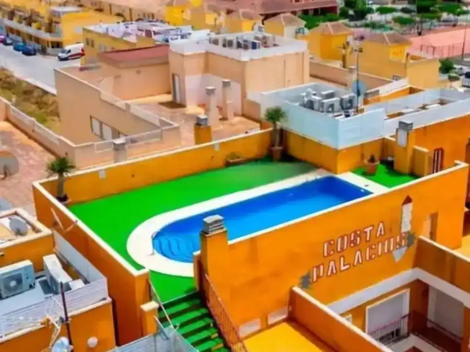 Piscina de Dúplex en venta en Formentera del Segura con Aire acondicionado, Piscina y Amueblado