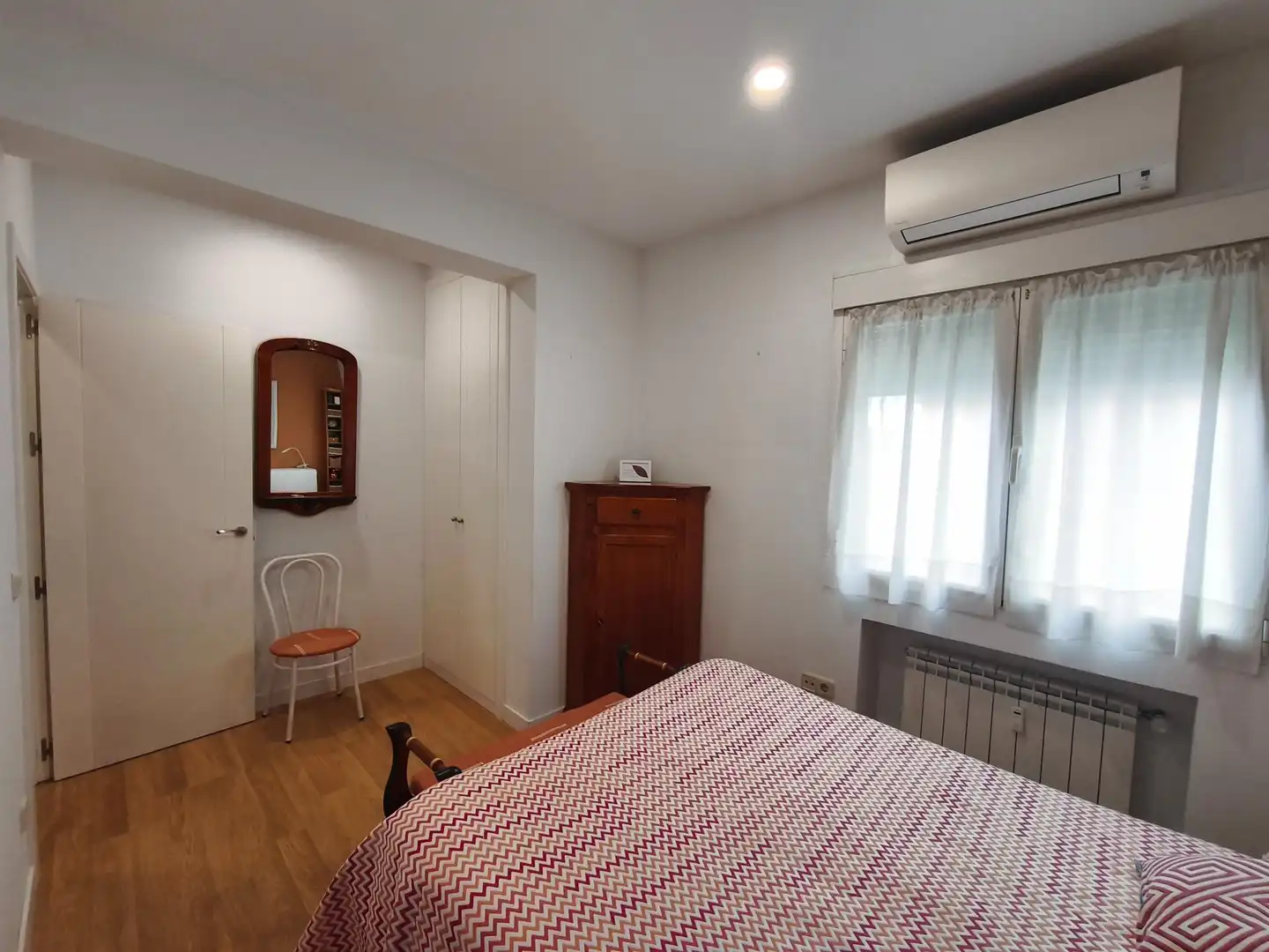 Habitación de Piso en venta en Madrid con Calefacción