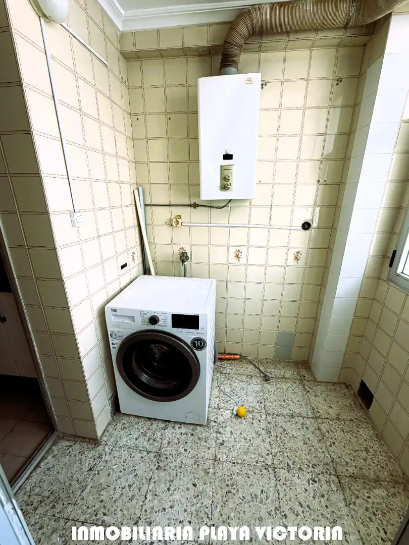 Bathroom of Flat for sale in Cádiz