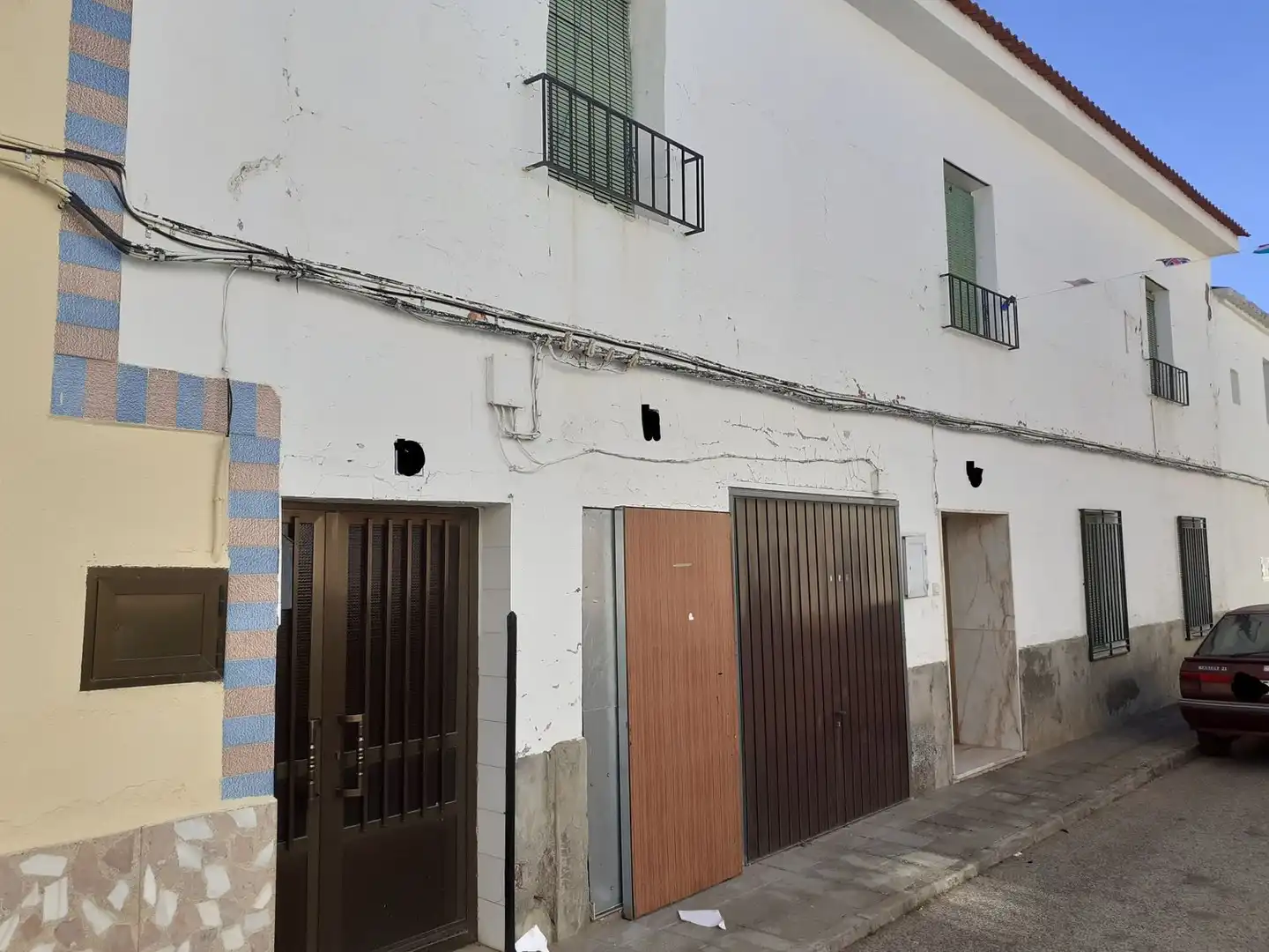 Vista exterior de Casa adosada en venta en Valenzuela de Calatrava