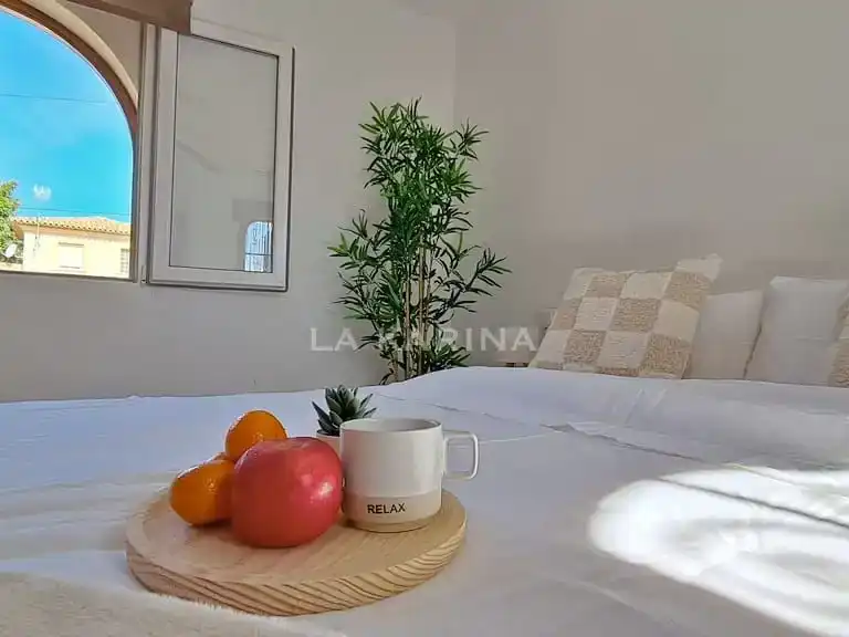 Schlafzimmer von Wohnung zur Miete in Dénia mit Klimaanlage, Schwimmbad und Möbliert