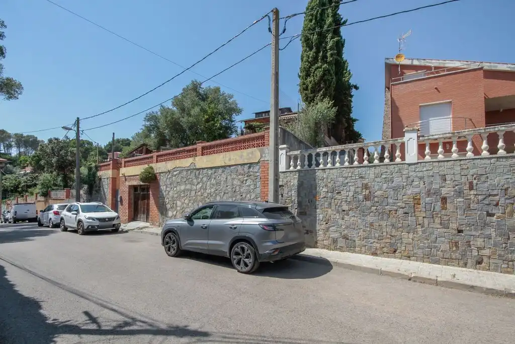 Vista exterior de Piso en venta en Rubí
