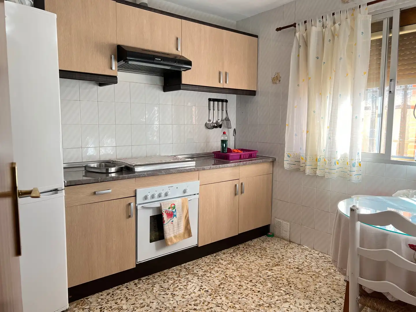 Cuina de Casa o xalet en venda en Villafranca de los Caballeros amb Aire condicionat, Calefacció i Terrassa