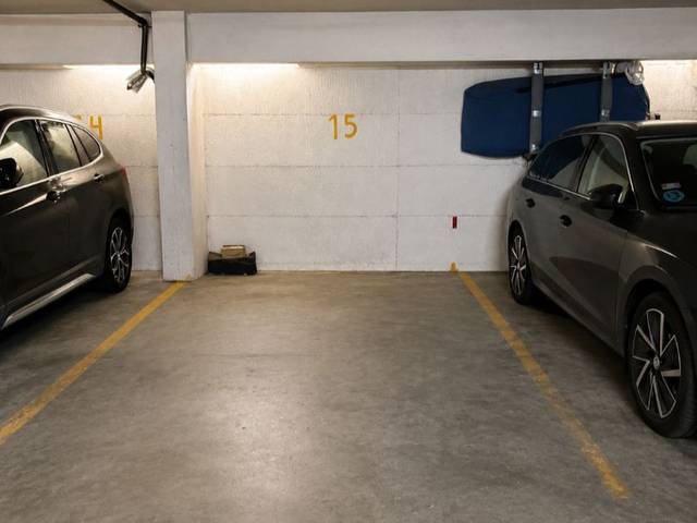 Garaje en Alquiler en Bidezarreta Kalea, 1 en Zumaia
