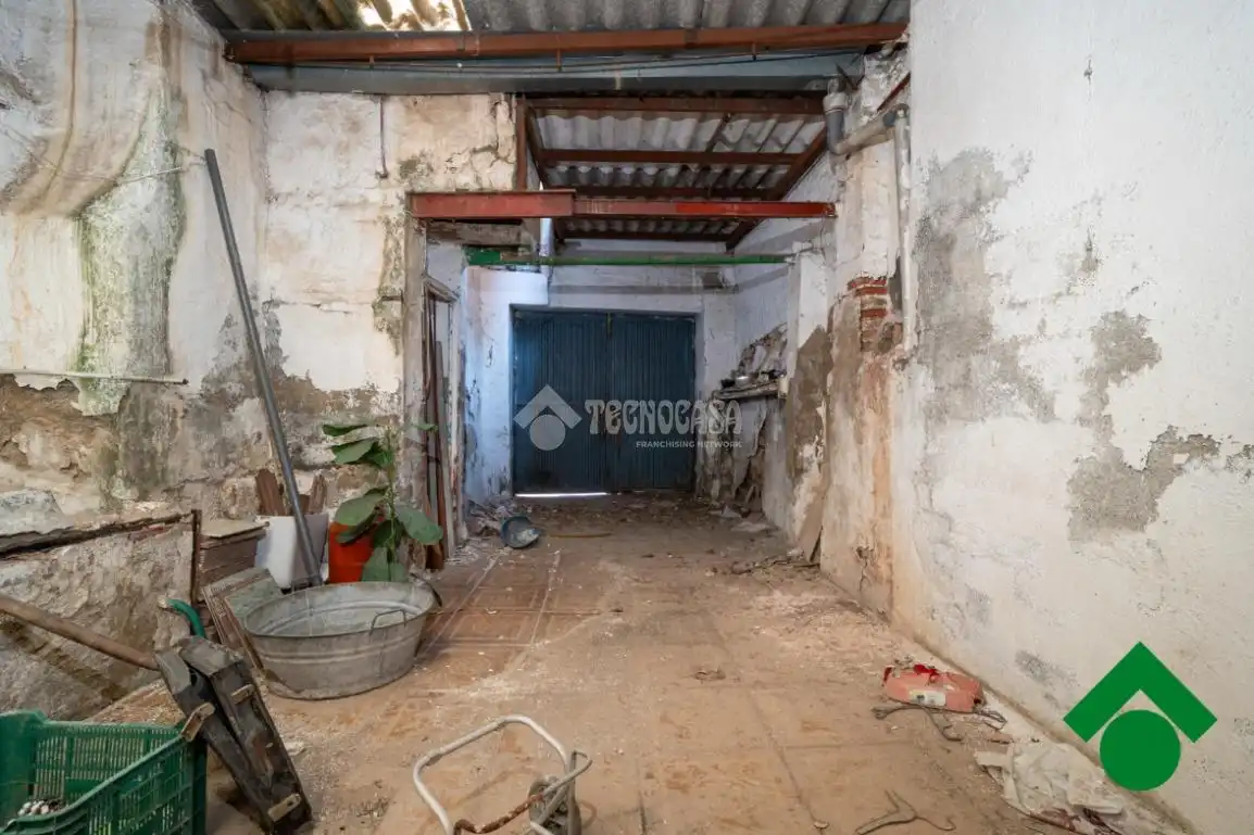 Casa aparellada en venda a Santa Fe, imagen 2