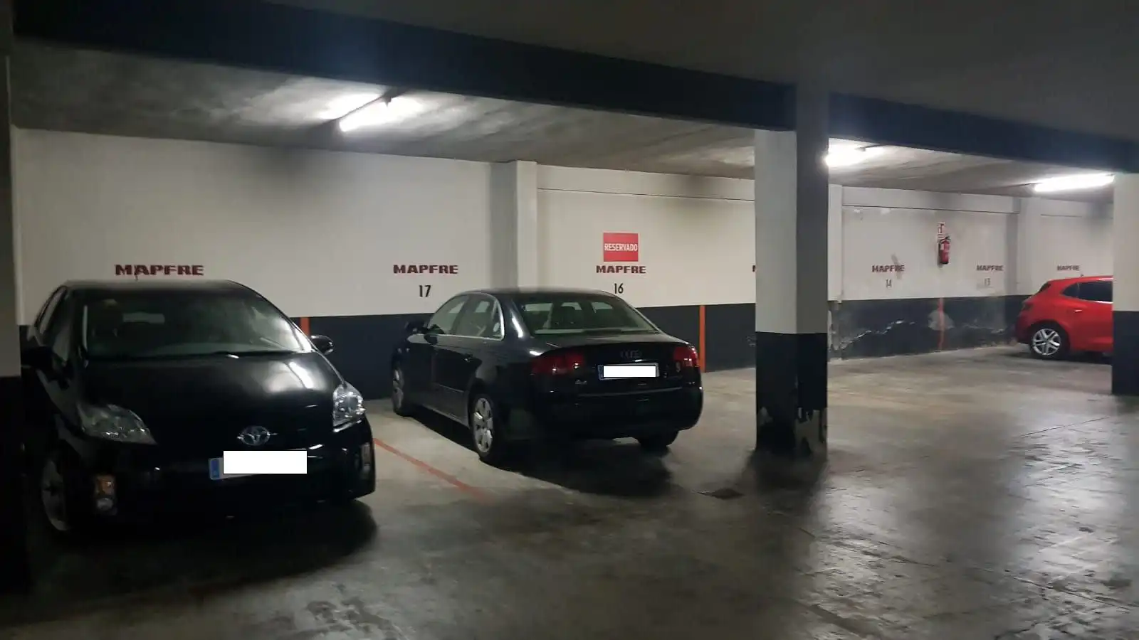 Parkplatz von Büro zum Verkauf in Oviedo 