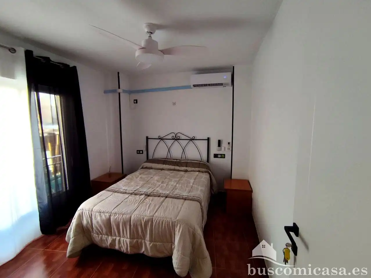 Schlafzimmer von Wohnung zur Miete in Linares mit Klimaanlage, Balkon und Alarm