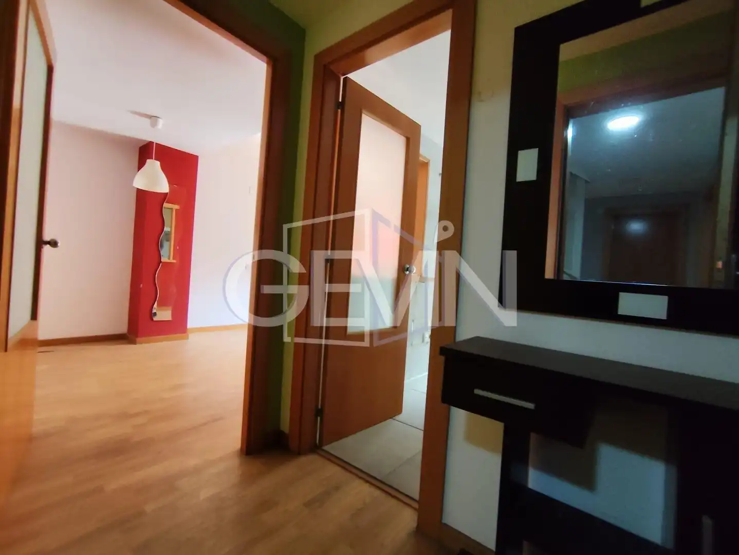 Habitación de Piso en venta en Santa Perpètua de Mogoda con Aire acondicionado, Calefacción y Jardín privado