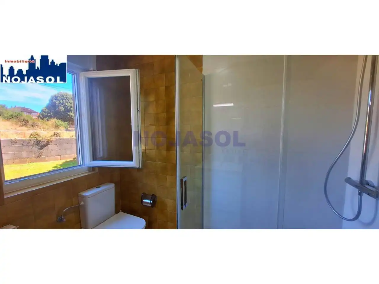 Baño de Casa o chalet de alquiler en Noja con Calefacción, Jardín privado y Amueblado
