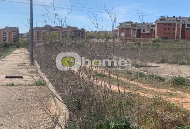 Terreno residencial en Venta en Calle Arañuelos, 33 en Urbanización Siglo XXI - Carretera de Villalpando