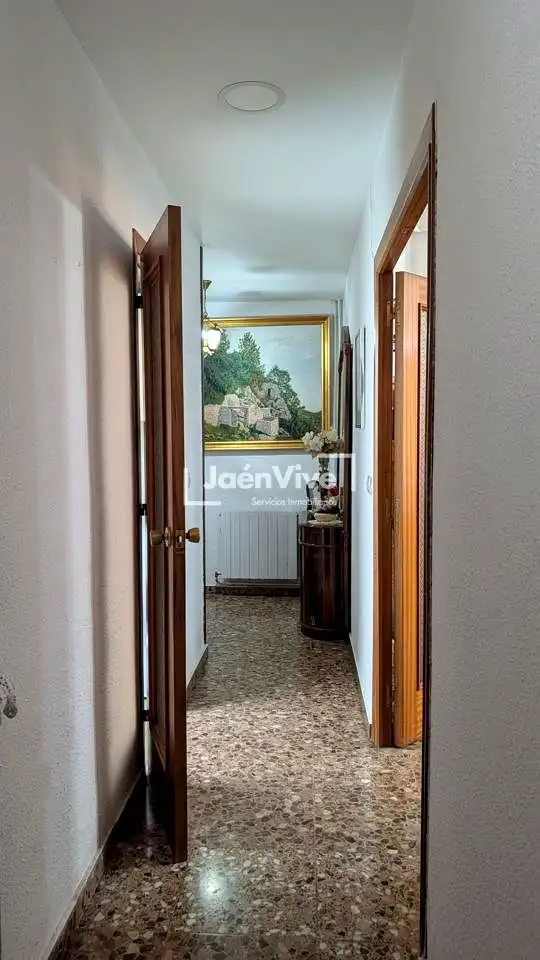 Piso en venta en Jaén con Aire acondicionado, Calefacción y Trastero