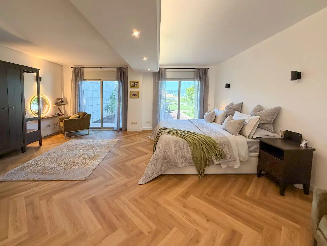 Habitación de Casa o chalet en venta en Celrà con Aire acondicionado, Calefacción y Jardín privado