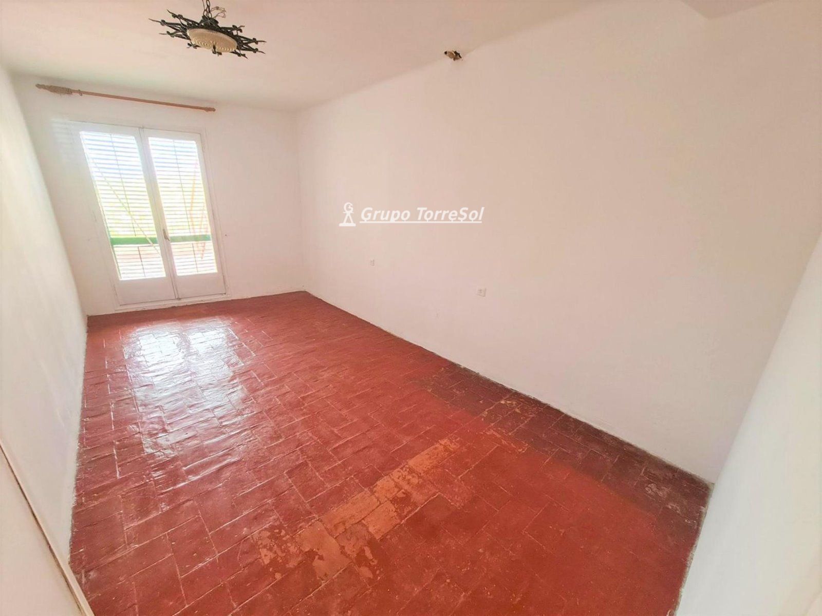 Sala d'estar de Casa adosada en venda en La Pobla de Montornès   amb Terrassa i Traster