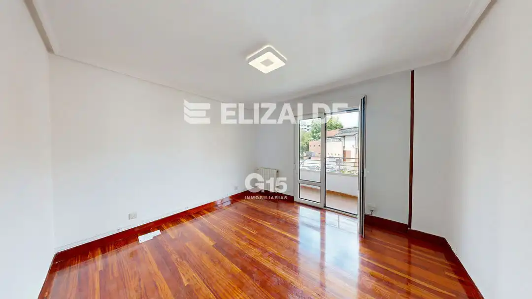 Habitación de Piso en venta en Hernani con Terraza, Trastero y Balcón