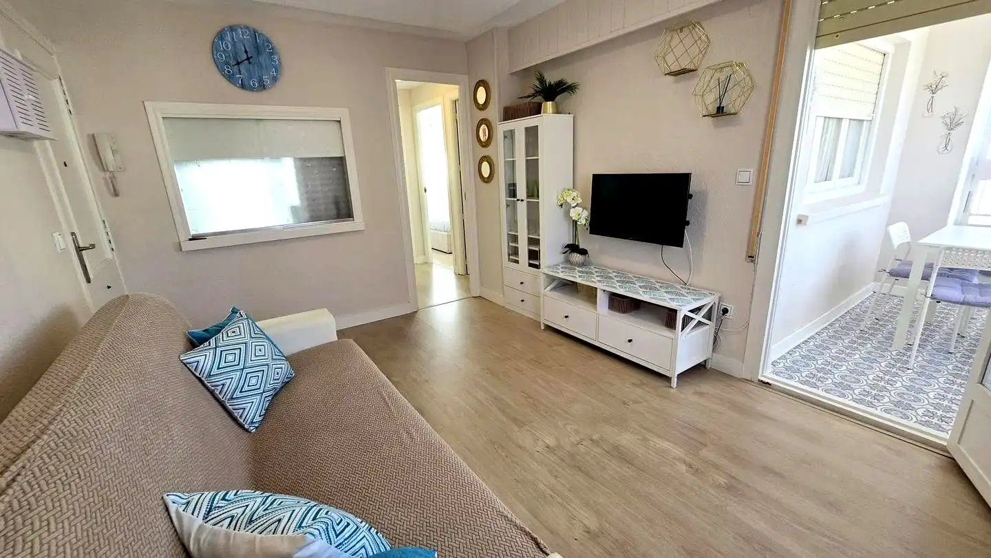 Apartments for rent in De La Rioja, 129, Playa de Gandia
