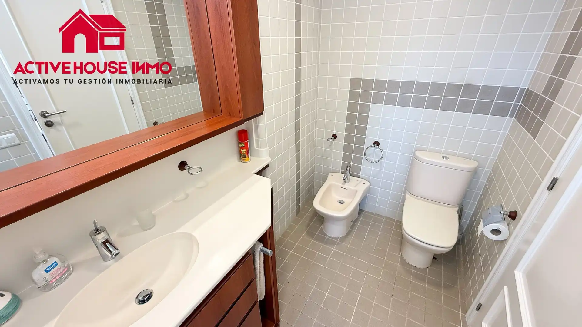 Bathroom of Attic for sale in La Ràpita  with Heating, Terrace and Storage room