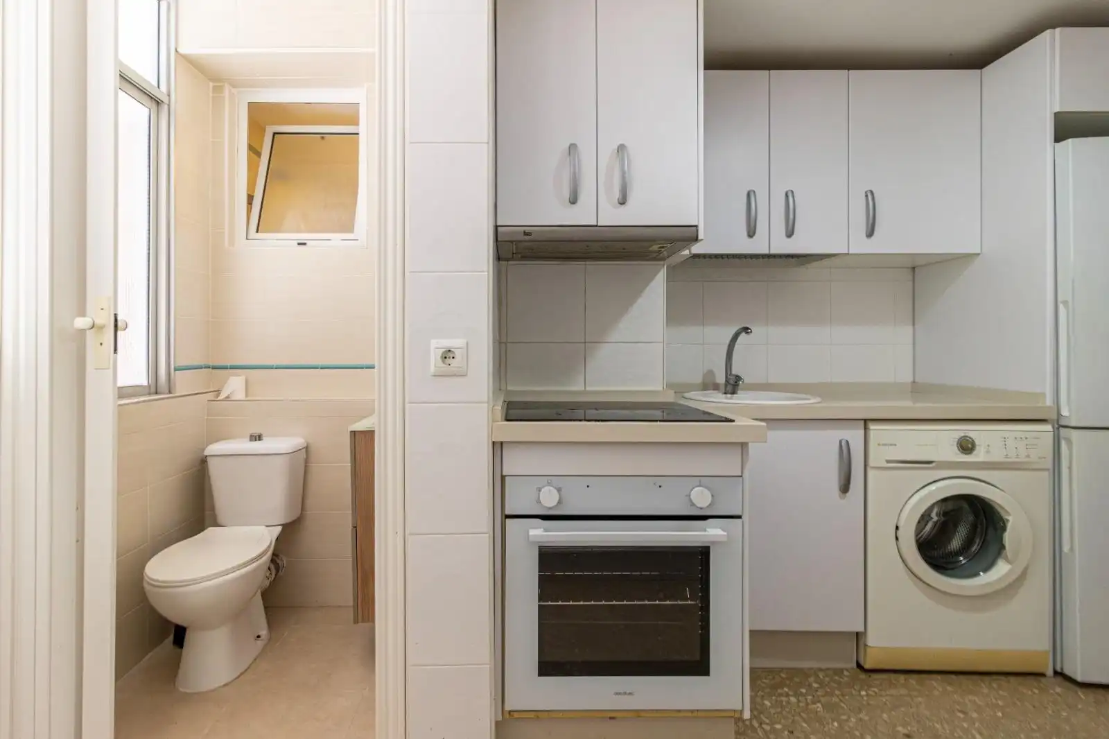 Kitchen of Flat for sale in Jerez de la Frontera  with Air Conditioner and Community pool