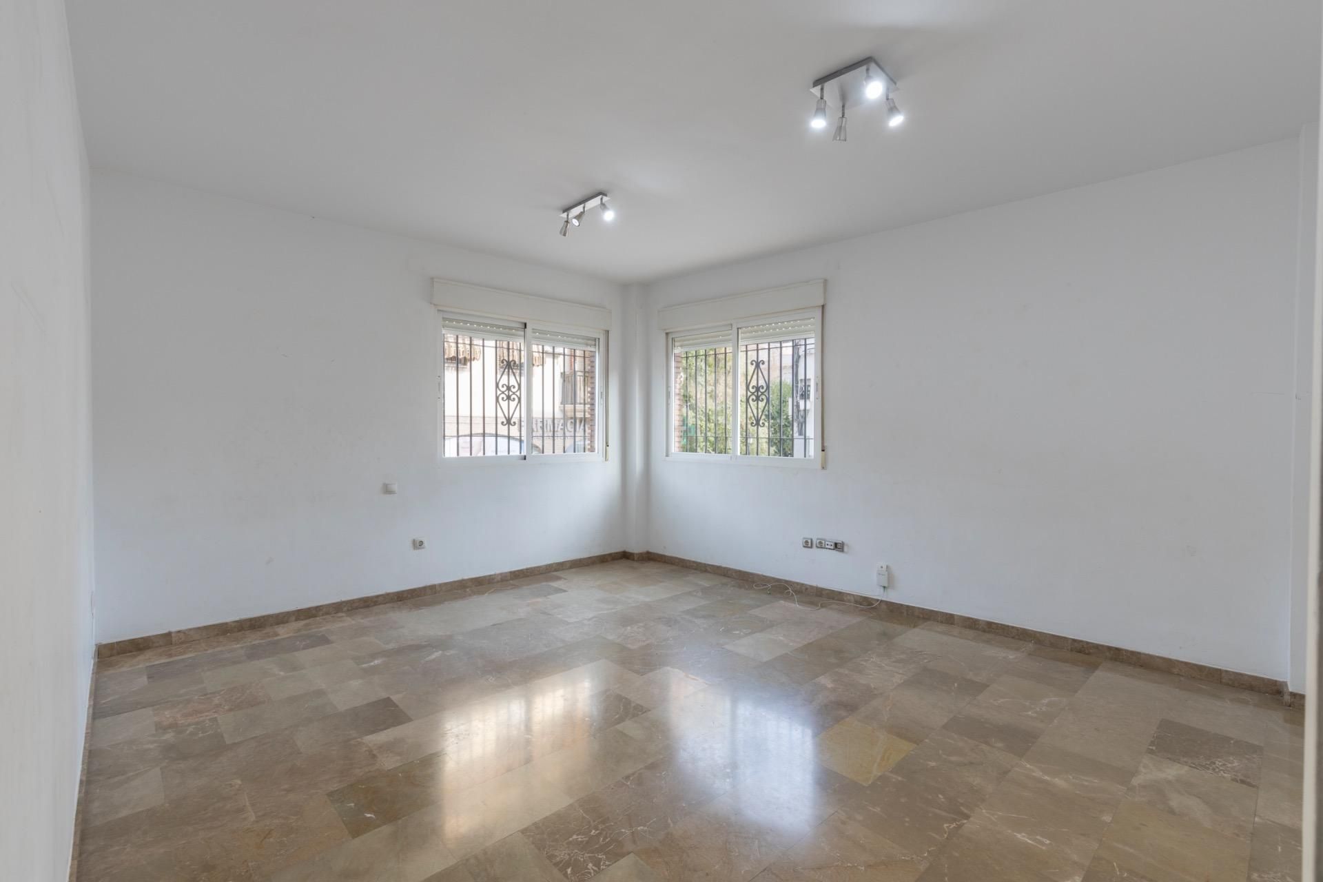 Flat for sale in La Zubia
