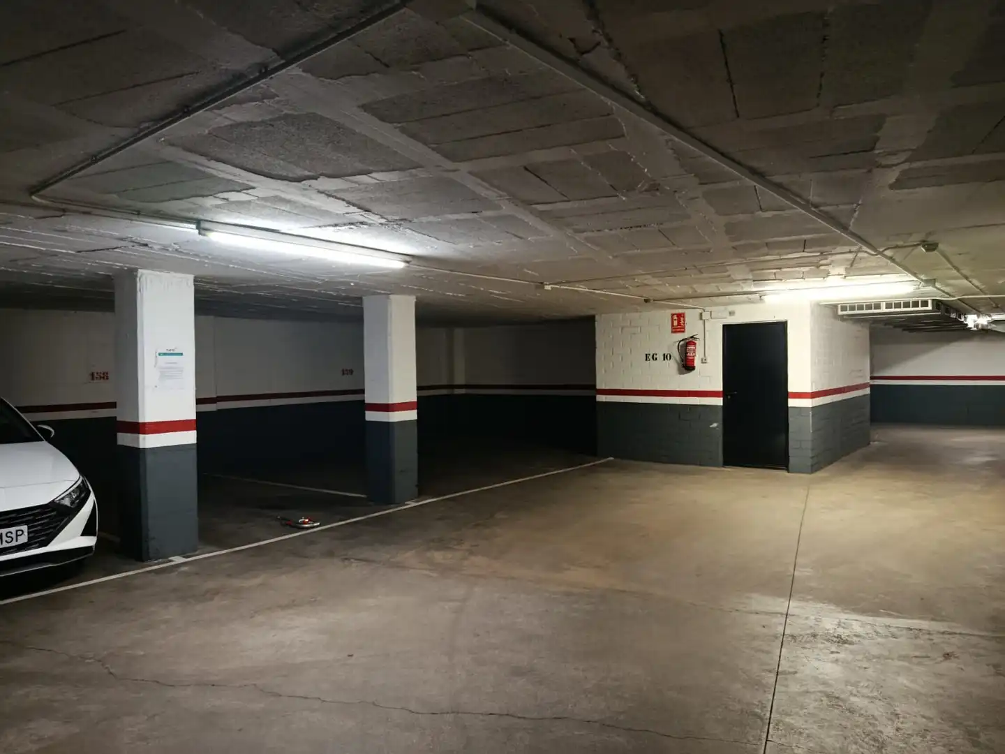 Garage zur Miete in Migdia, 45, Eixample Sud – Migdia