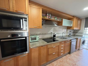 Appartamento con balcone in vendita a Carrer de Cavite 25