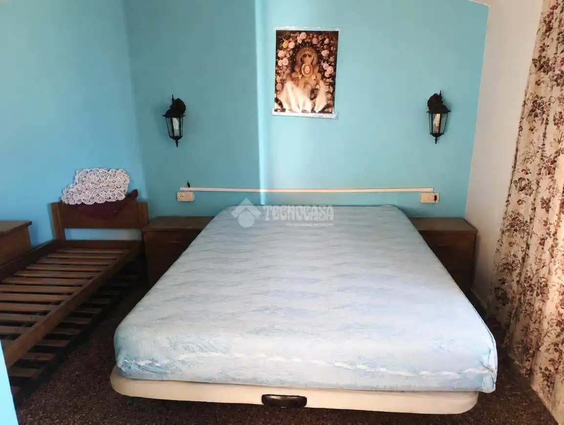 Habitación de Finca rústica en venta en Arahal con Aire acondicionado, Parquet y Piscina