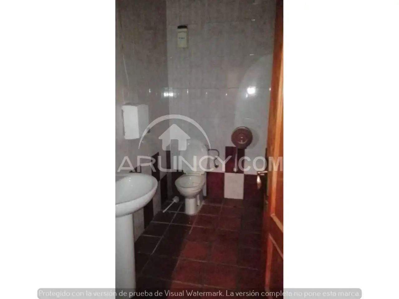Baño de Local de alquiler en Sevilla