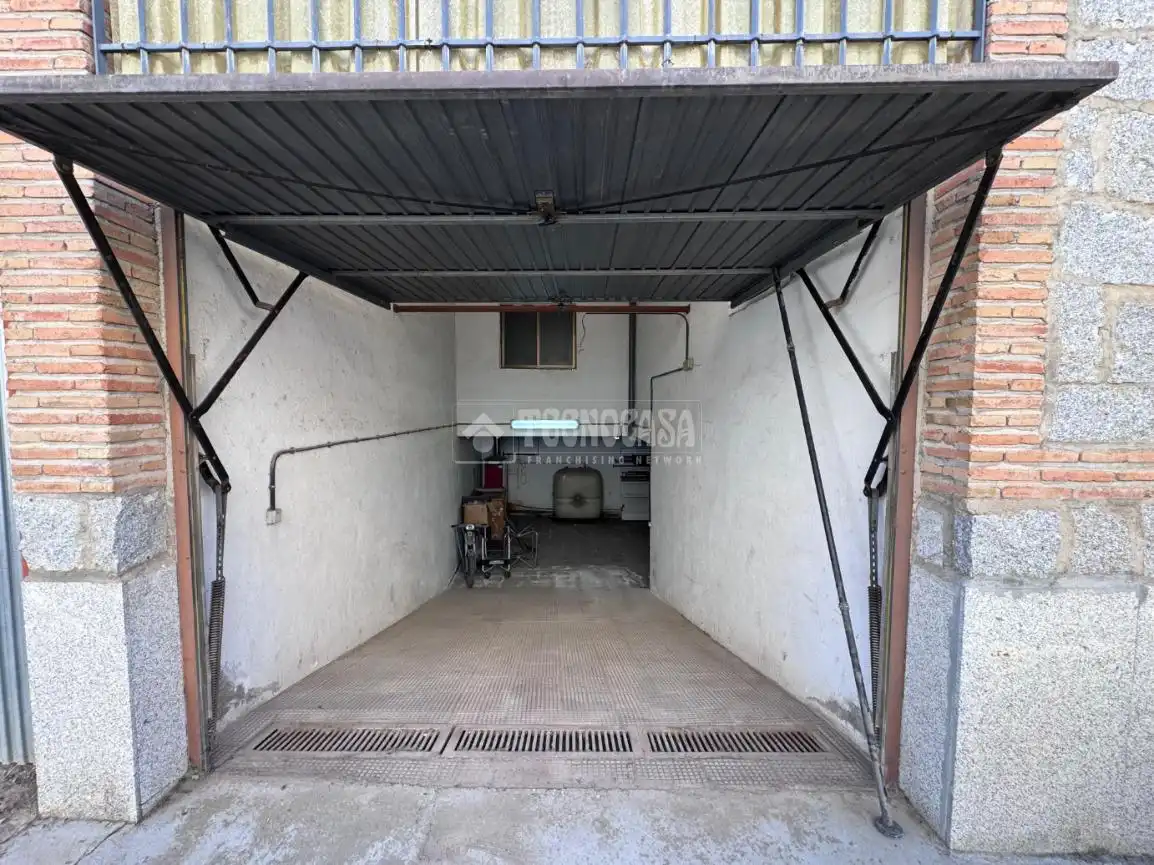 Parking de Casa adosada en venta en Yepes con Calefacción