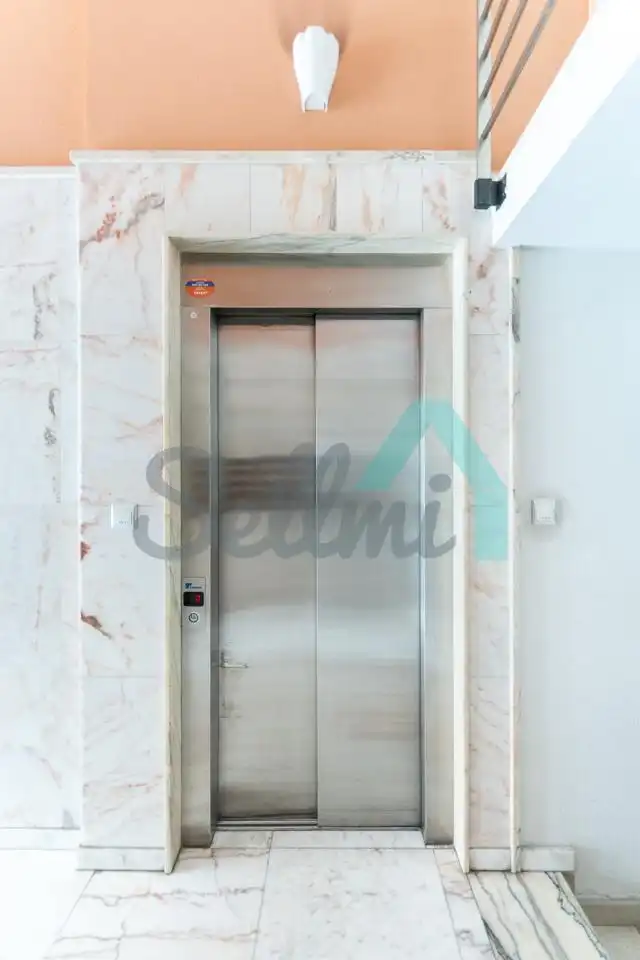 Piso en venta en Mieres (Asturias) con Calefacción y Trastero