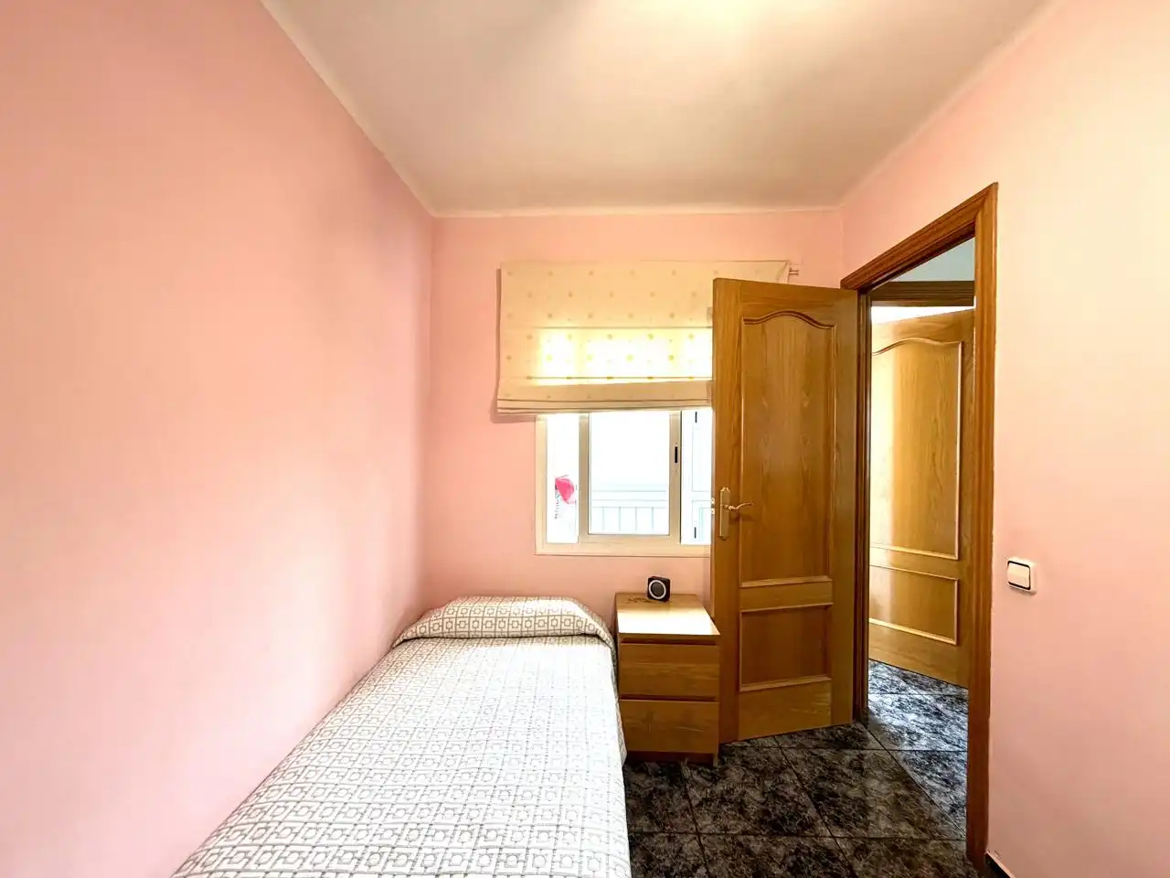 Bedroom of Flat for sale in Barcelona  with Air Conditioner