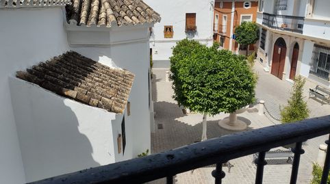 PISO Y PARKINKG  EN UNA DE LAS ZONAS MAS EMBLEMATICAS DE CABRA