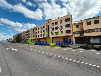 Exterior view of Flat for sale in Salamanca Capital  with Heating, Oven and Washing machine