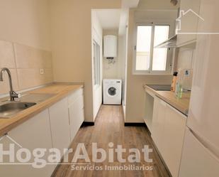 Kitchen of Flat for sale in  Valencia Capital  with Air Conditioner, Heating and Balcony
