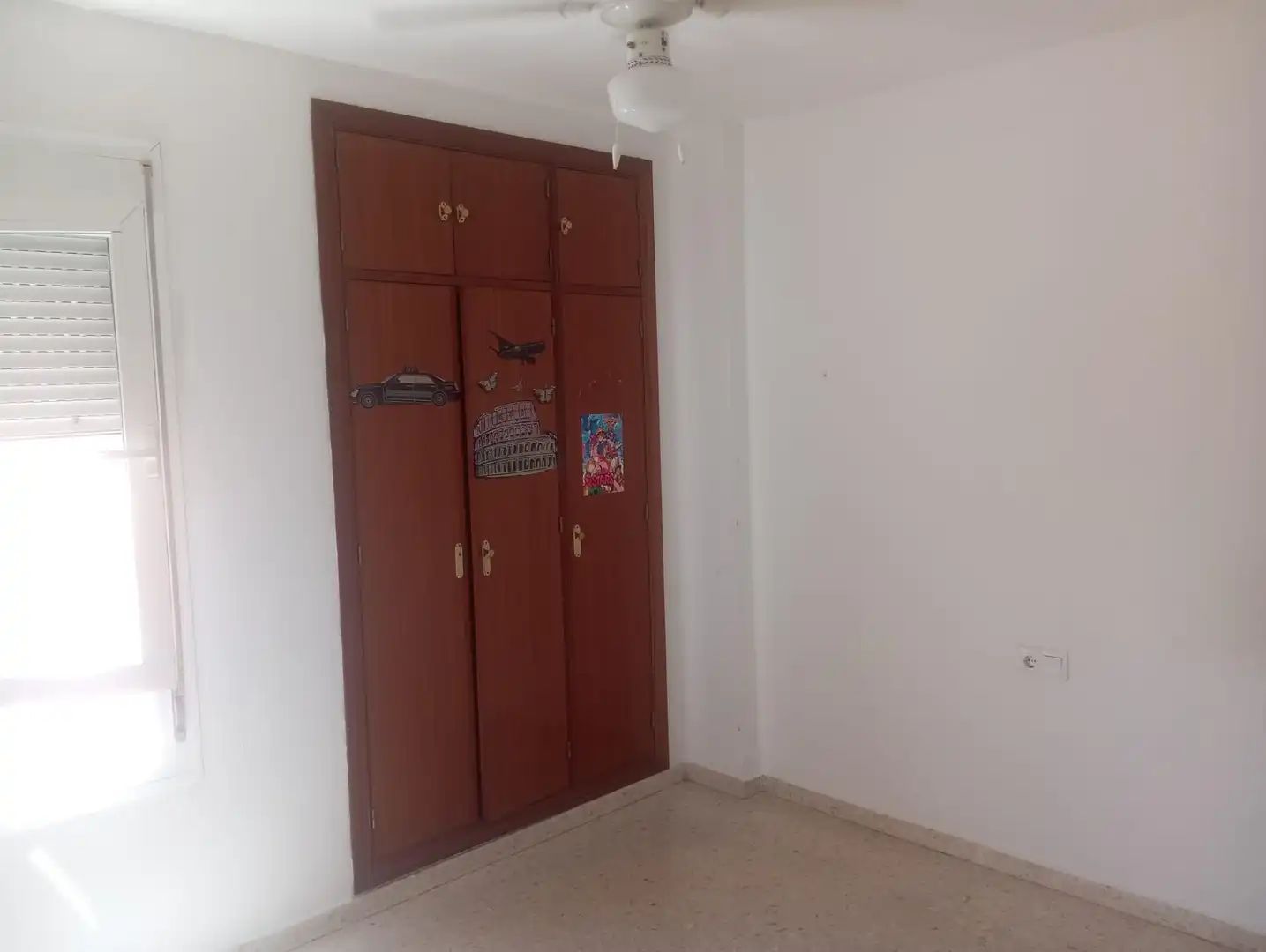 Schlafzimmer von Einfamilien-Reihenhaus zum Verkauf in Algeciras mit Privatgarten und Gemeinschaftspool
