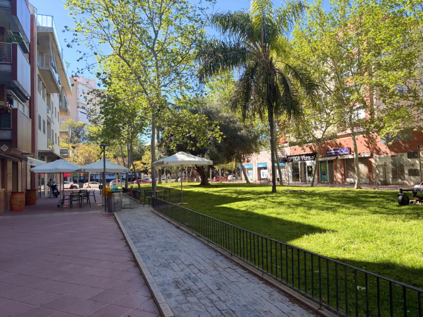 Außenansicht von Maisonette zum Verkauf in Murcia mit Klimaanlage, Terrasse und Abstellraum