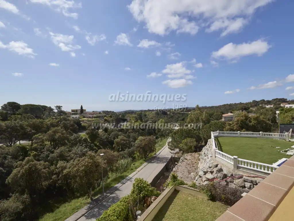 Casa o xalet en venda a Lloret Verd - Els Pinars