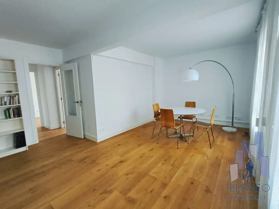 Comedor de Piso en venta en Bermeo con Calefacción y Balcón