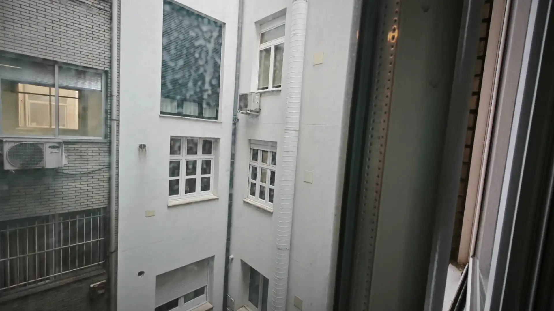 Oficina con ascensor en alquiler en Calle Ledesma, imagen 6