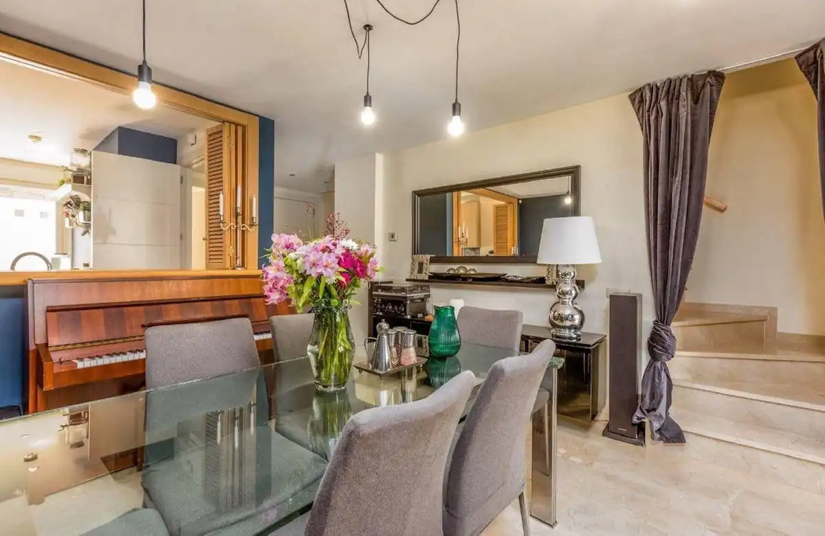 Comedor de Casa adosada en venta en Mijas con Aire acondicionado, Jardín privado y Terraza