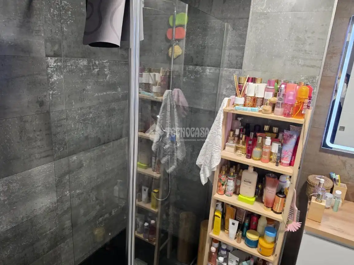 Bany de Pis en venda en Málaga amb Aire condicionat