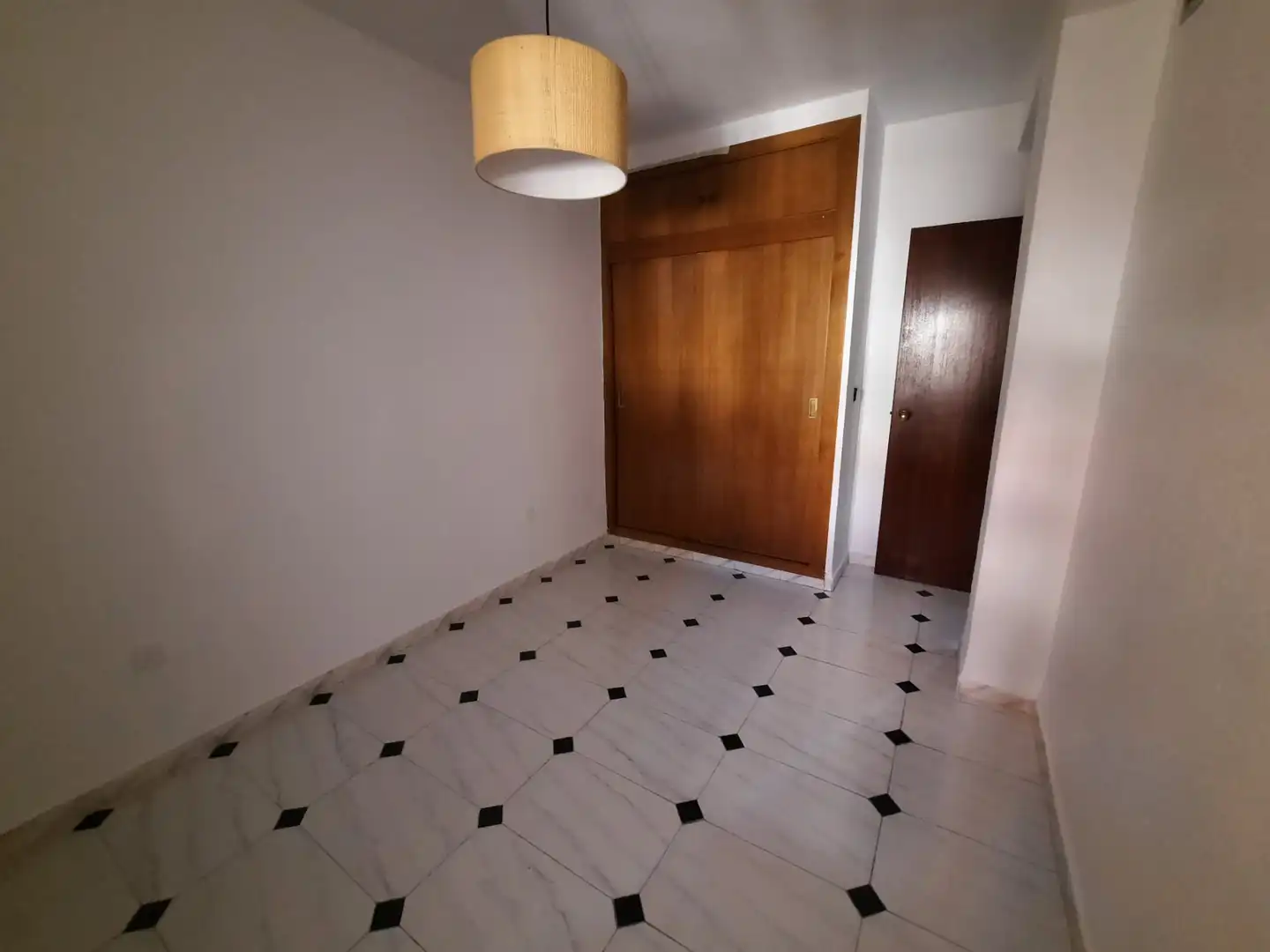 Habitación de Piso en venta en Badajoz con Calefacción