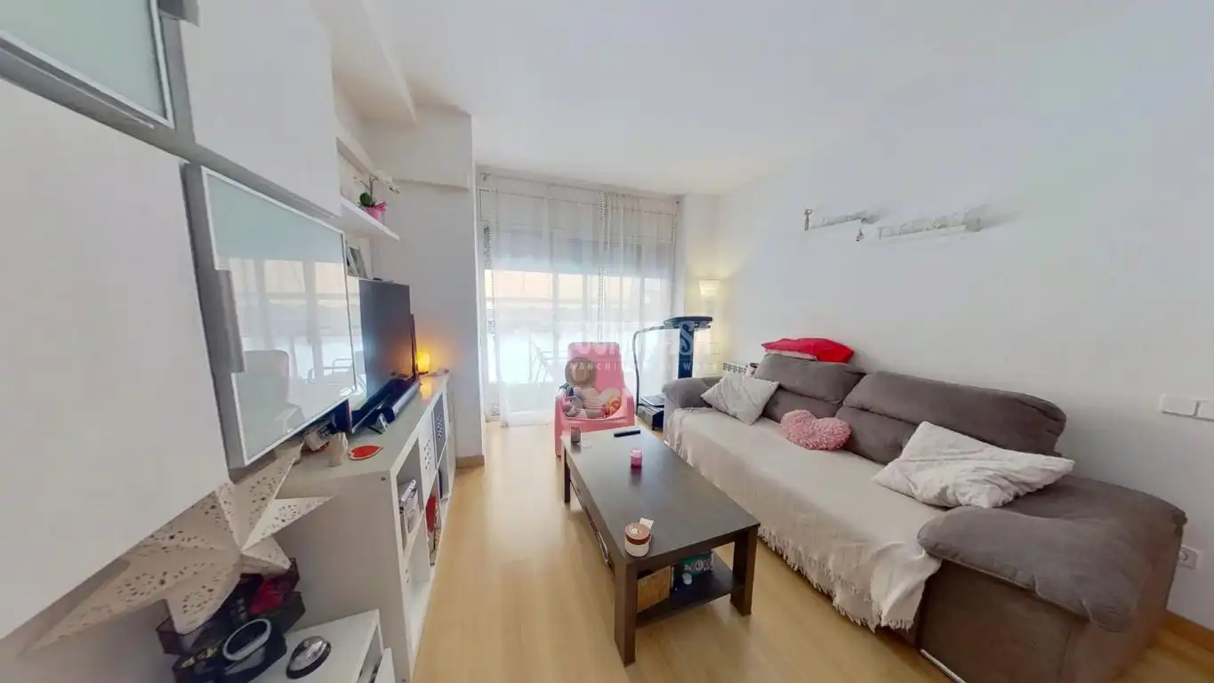 Sala d'estar de Pis en venda en Sabadell amb Aire condicionat, Parquet i Moblat
