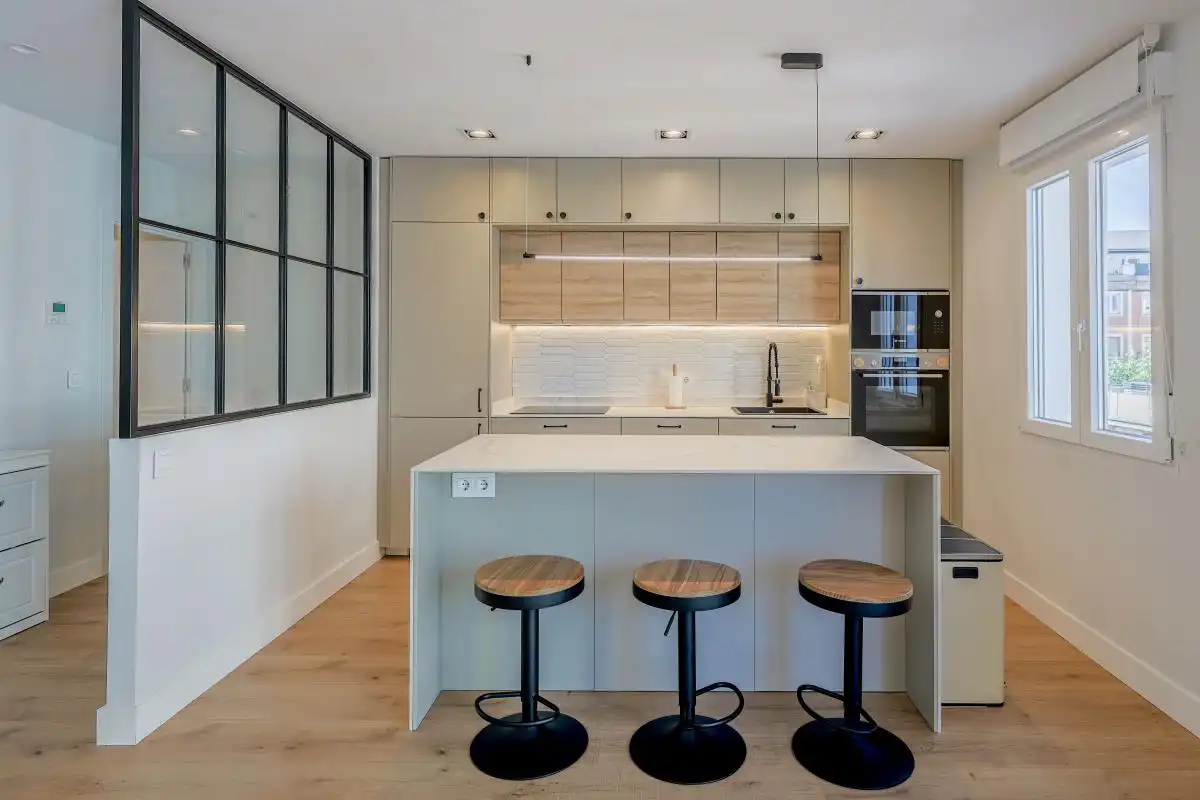 Kitchen of Flat for rent in Madrid  with Air Conditioner, Heating and Terrace