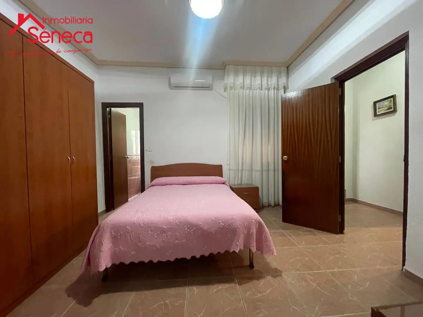 Bedroom of Houses for sale in Córdoba  with Air Conditioner and Storage room